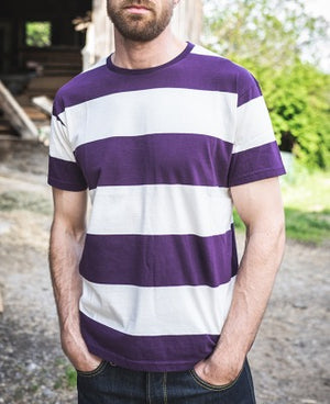 Pike Brothers 1967 Sport-T-Shirt „Venice Grape“.
