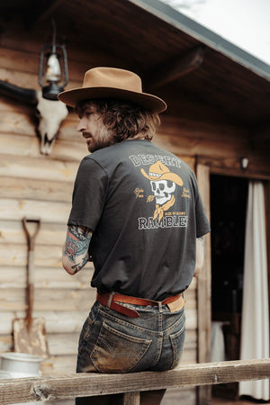 Age Of Glory Rambler Tee Washed Black